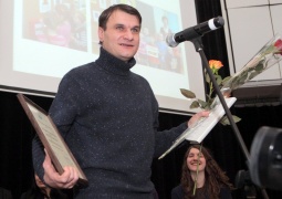 Vyriausybės kultūros ir meno premiją atsiėmęs žurnalistas ir poetas Rimvydas Stankevičius 
