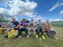 Didžiausias džiaugsmas, kai mūsų laikraštį skaito rajono gyventojai. „Rokiškio Sirenos“ nuotrauka