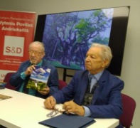 Stanislovas Balčiūnas ir Ipolitas Skridla knygos pristatyme. Vytauto Žeimanto nuotr.
