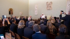Popiežius susitikime su Italijos visuomeninio transliuotojo Rai regionų redaktoriais